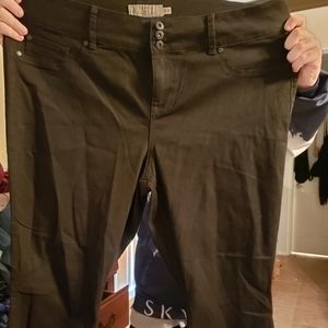 Torrid 26R black jeggings